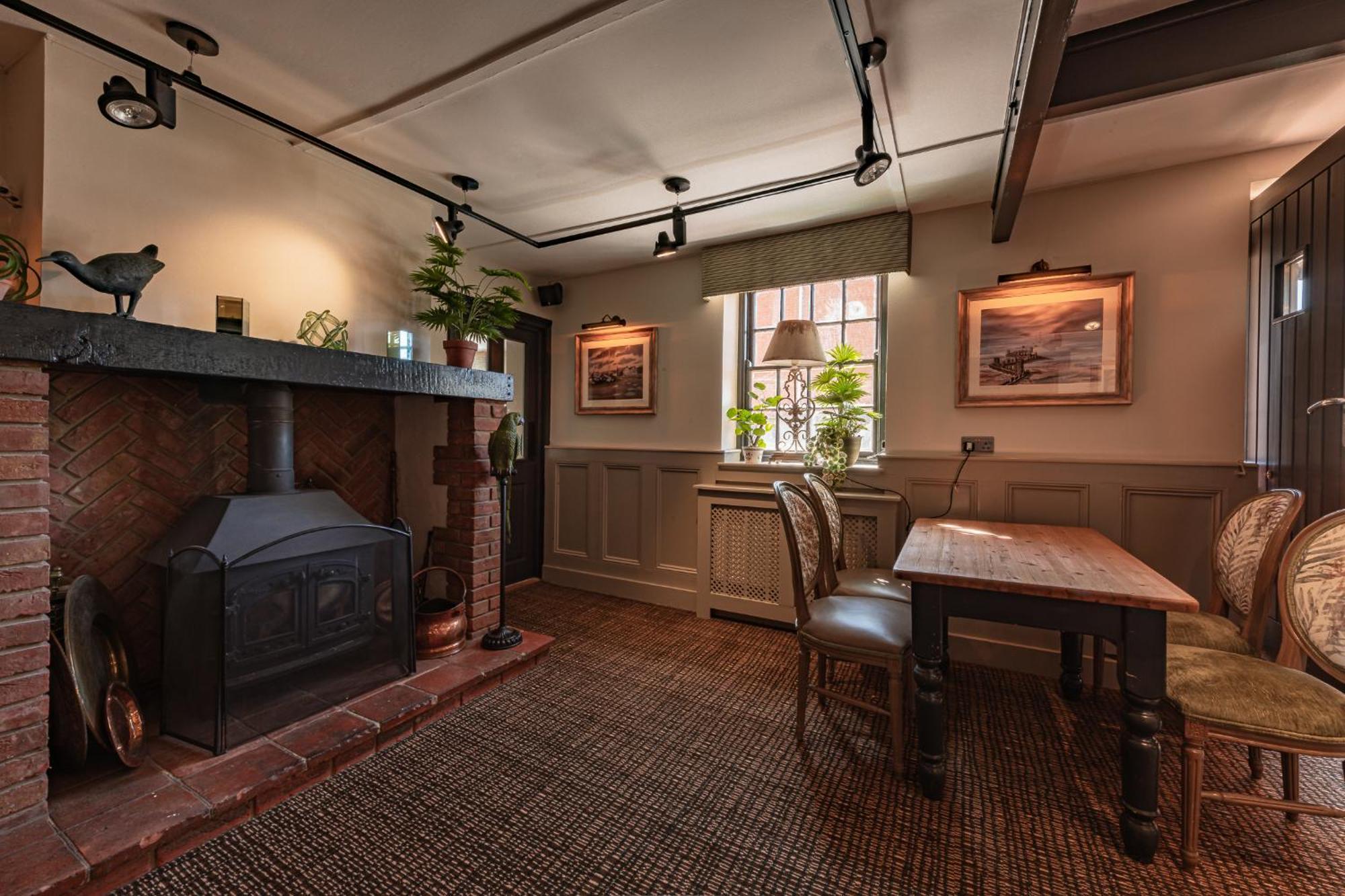 The King William IV Country Inn & Restaurant Sedgeford Exteriör bild